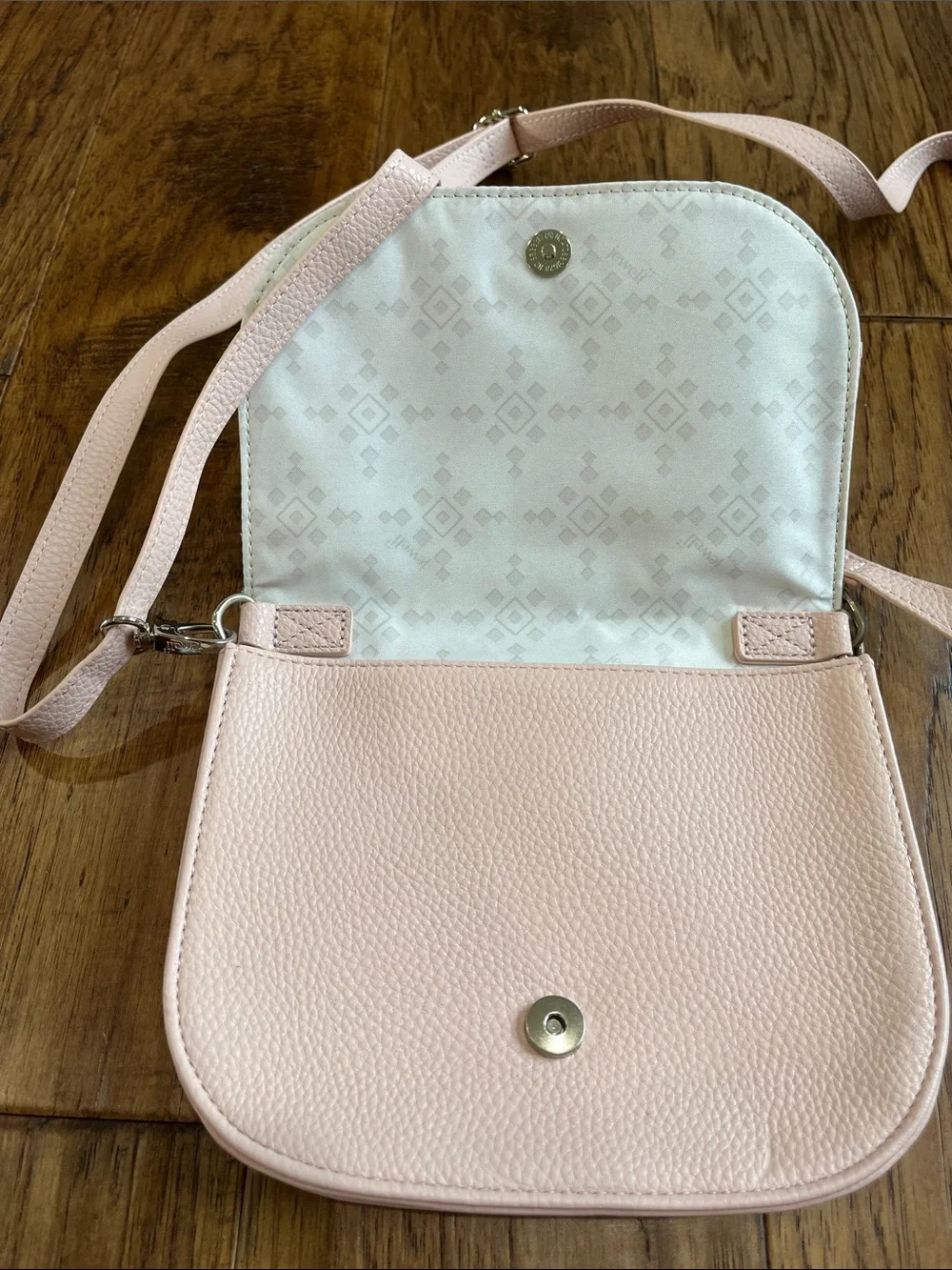 thirty-one Pale Pink Pebbled Crossbody Bag